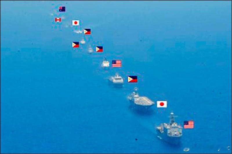 “肩并肩”军演震撼画面曝光 多国军舰列阵气势十足海外新鲜事 日本自卫队今年首次正