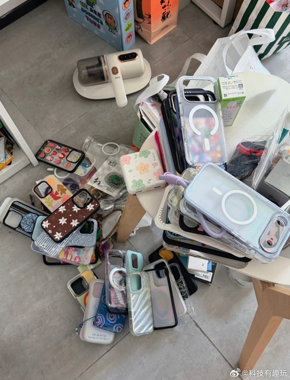 9块9的手机壳还敢买吗反正我是不敢买！手机壳一天十几个小时握在手里，手心出汗，有