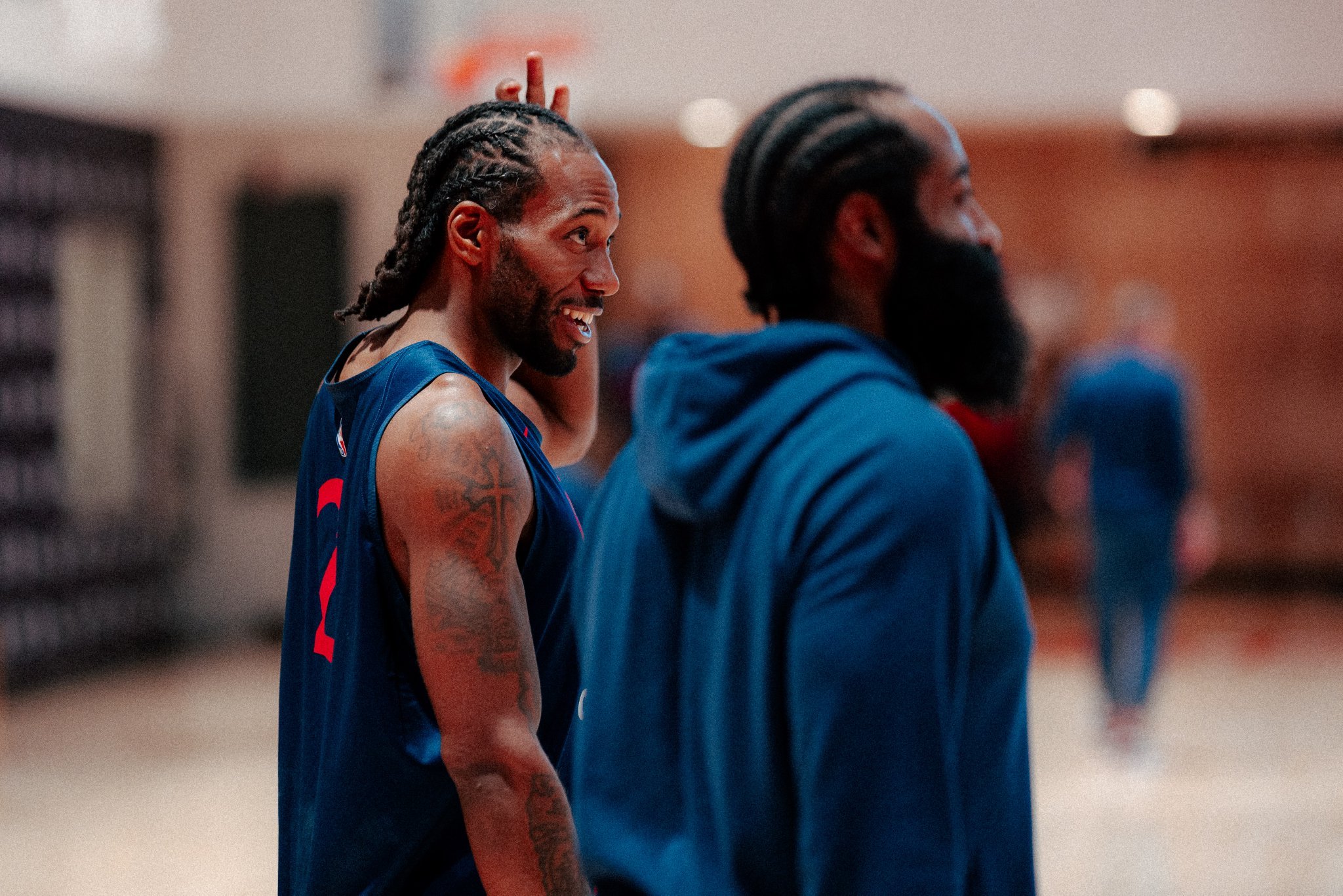 距离季前赛只剩一天[doge]洛杉矶快船 ​​​