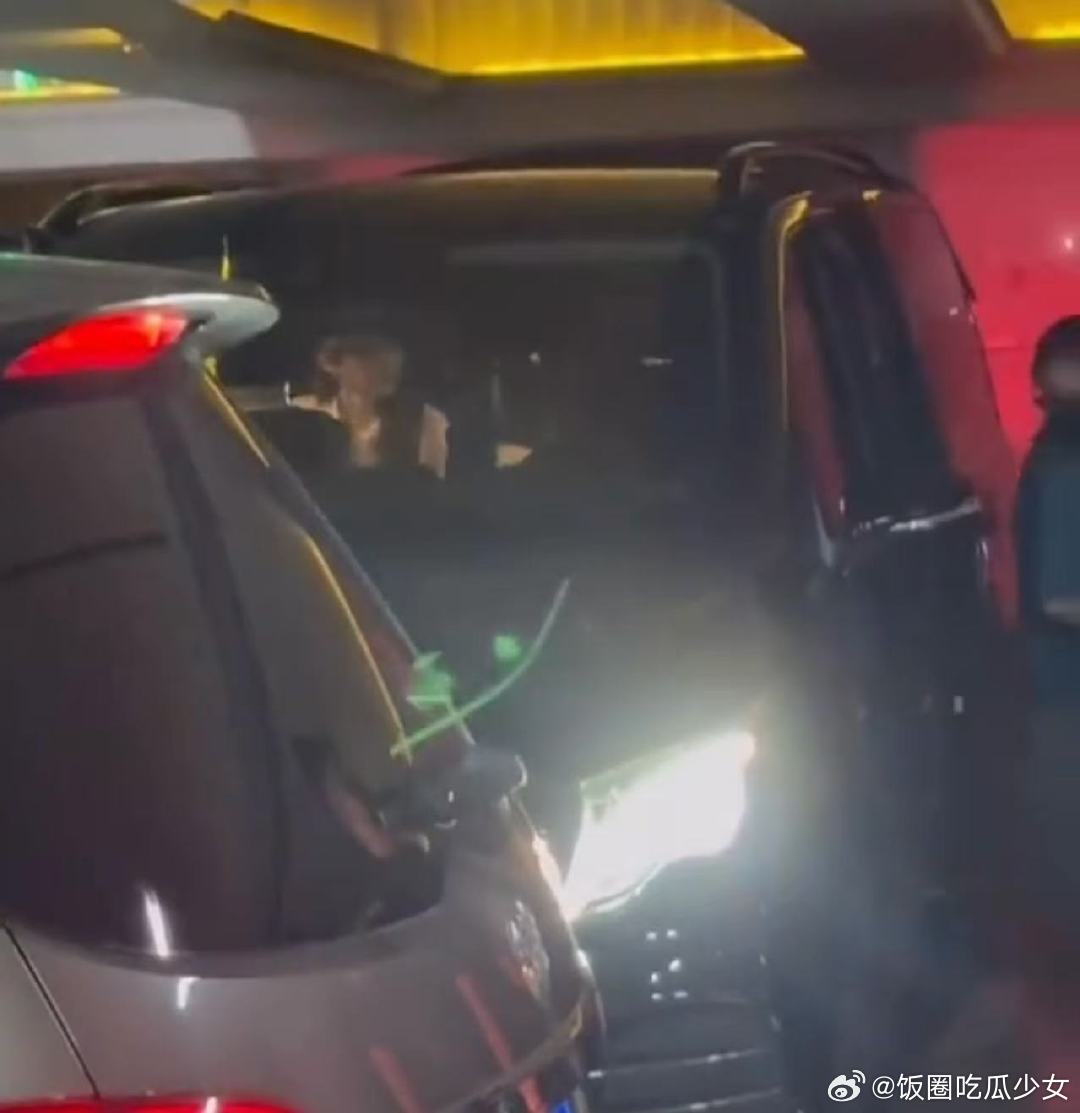 代拍贴脸骂田曦薇代拍贴脸骂田曦薇！田曦薇被代拍贴脸骂