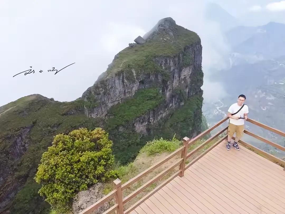 前段时间我到云南昭通旅游时，去了一趟“大山包”风景区，作为当地著名的“避暑胜地”