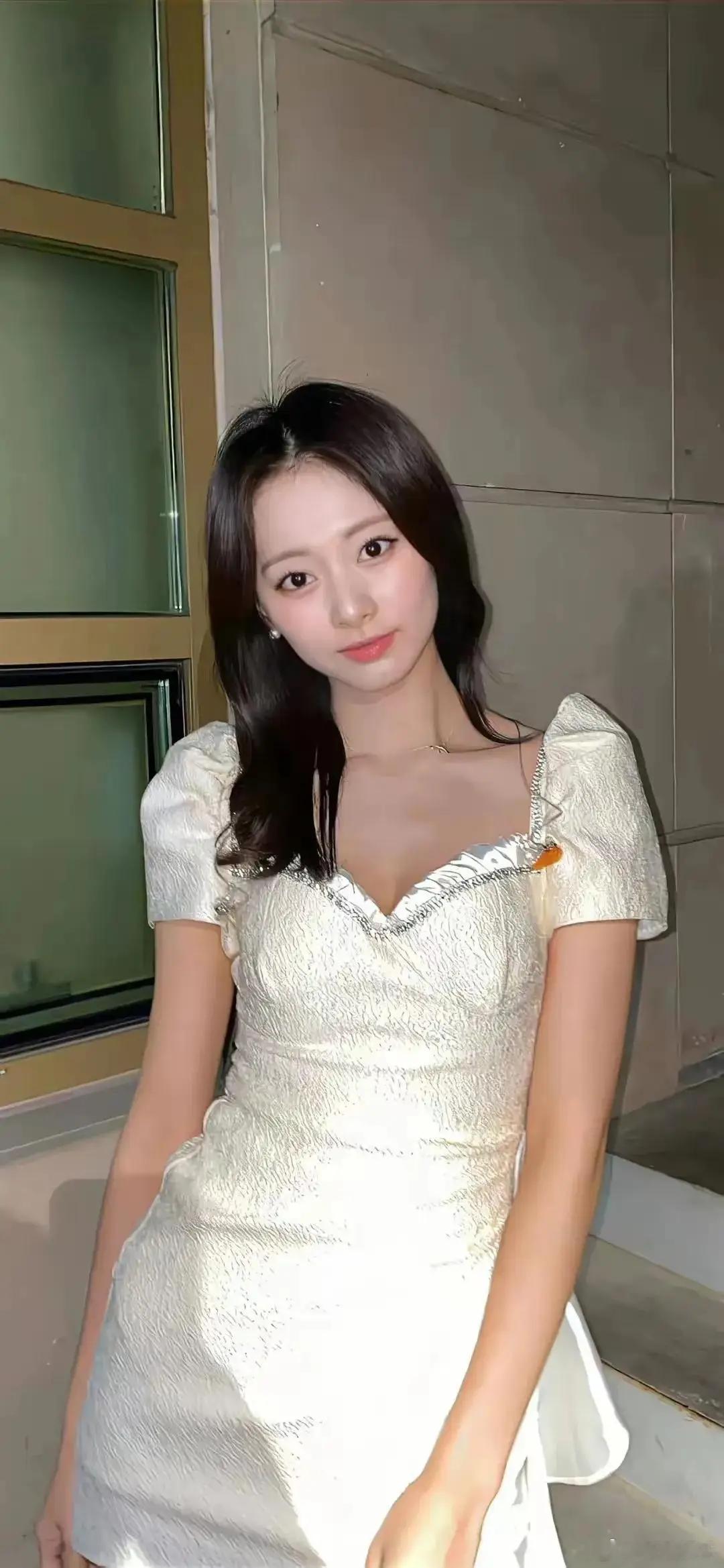 周子瑜与JYP不续约周子瑜离开JYP 据韩媒14日报道，TWICE周子瑜与JYP