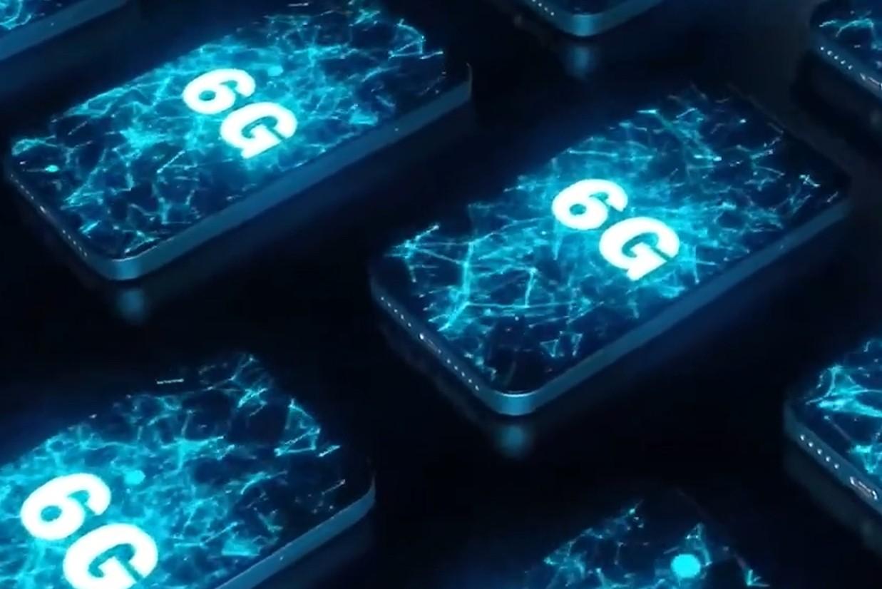 最近6G技术火了，某日本公司说自己研发出来了世界上第一个高速6G无线设备，速度是