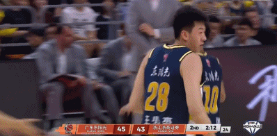 情不自禁喊了一声我草 