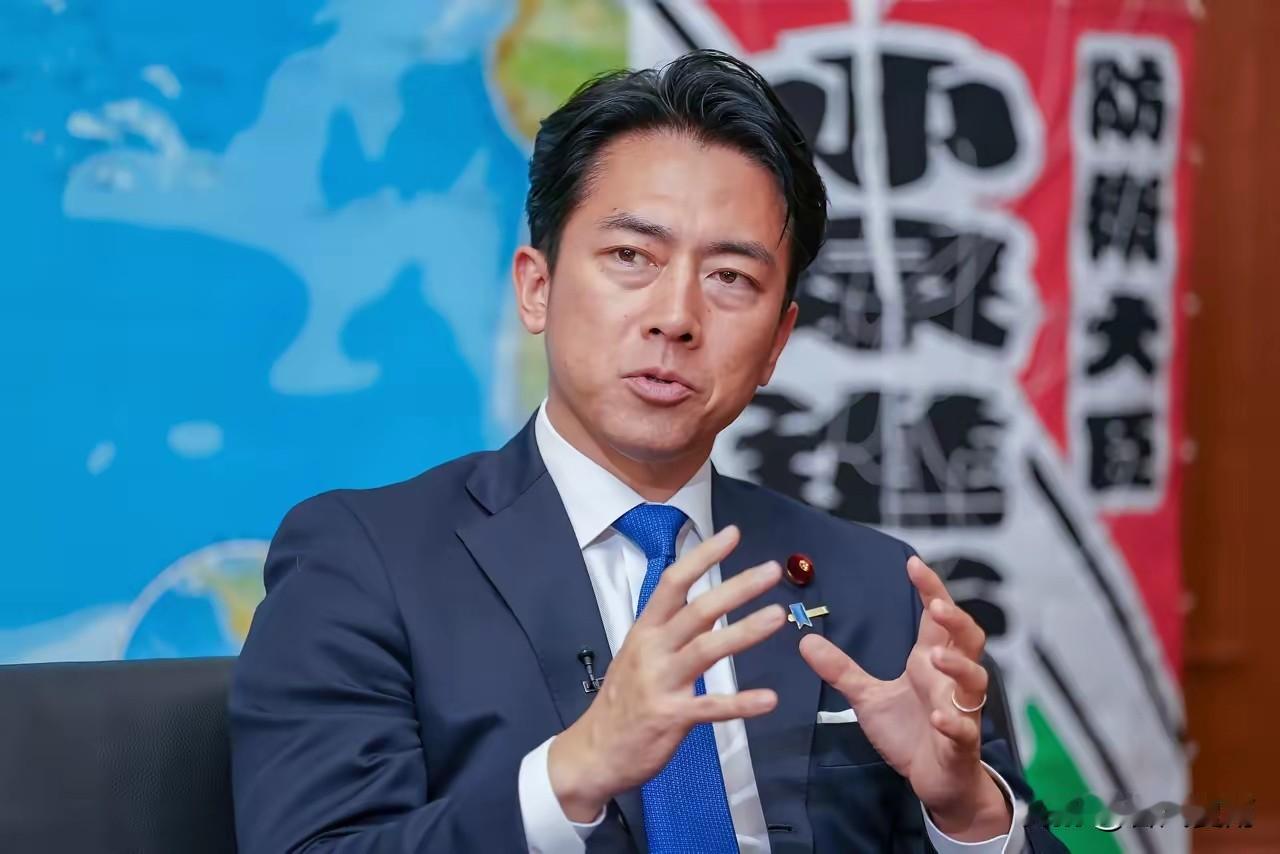 6月17日，日本防卫大臣小泉进次郎在东京接受彭博社采访的时候，指出他怀疑中方的军
