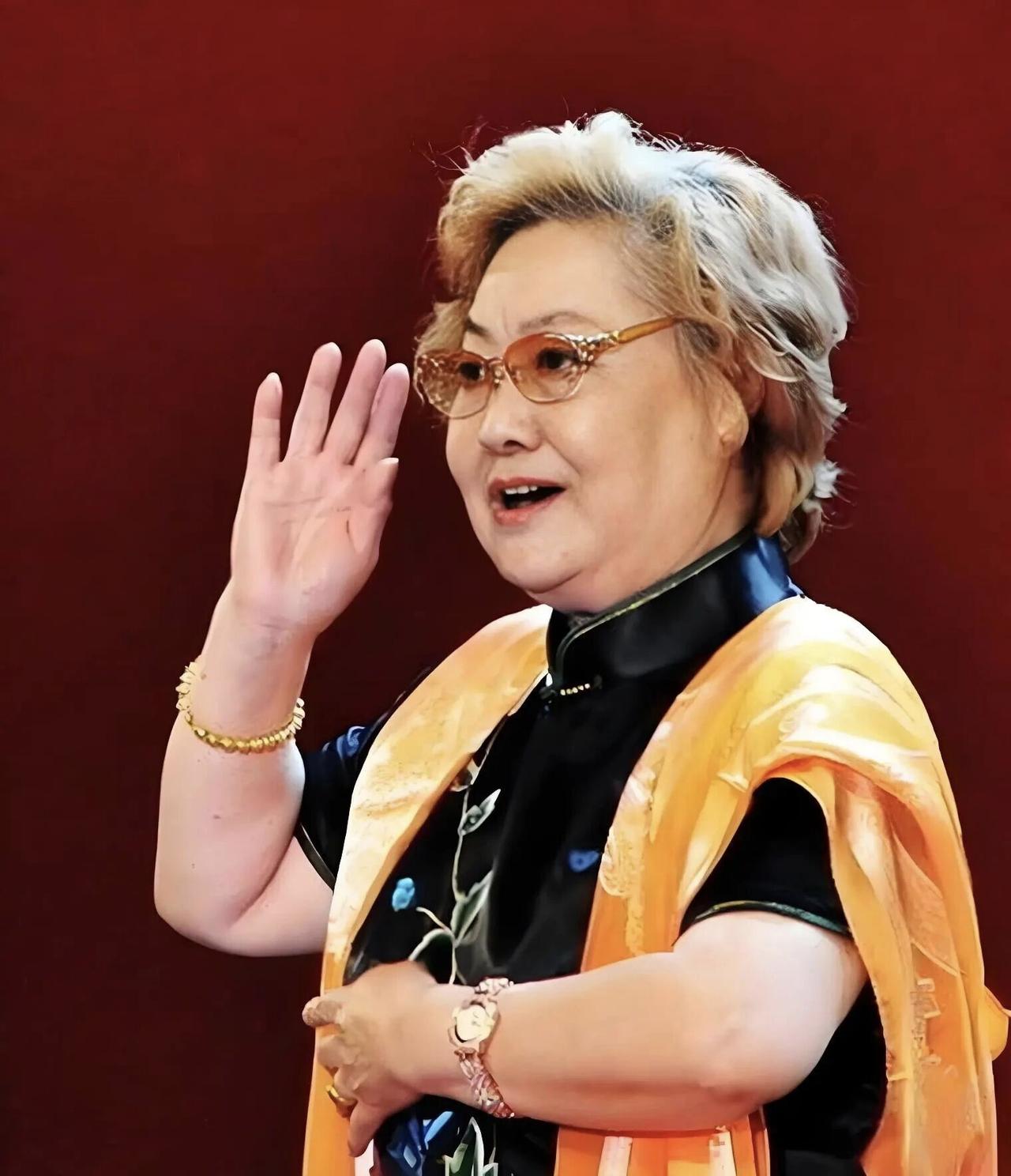 郭兰英与广州：三十余年扎根岭南，以艺育人
 
“人民艺术家”郭兰英晚年人生最重要