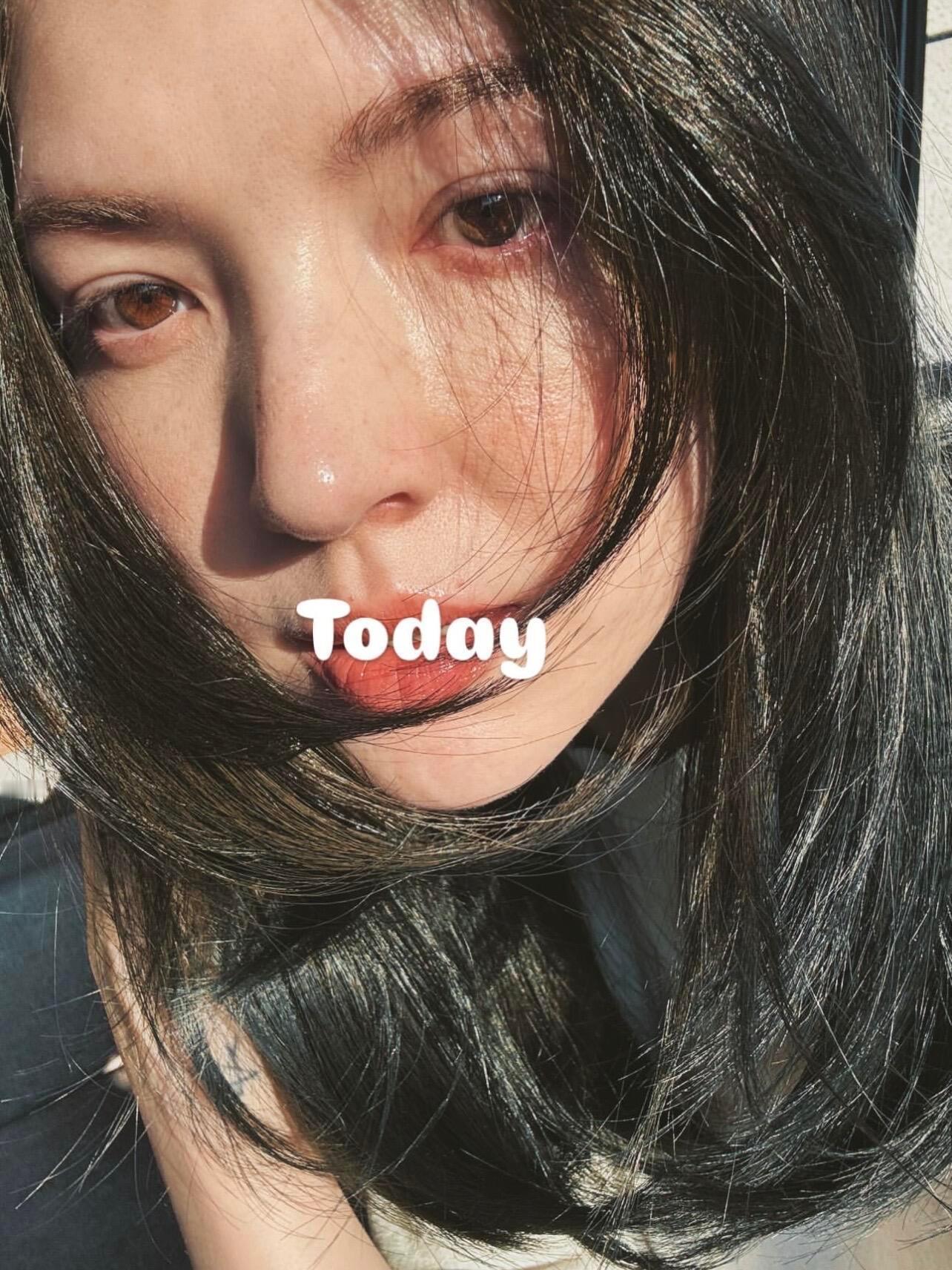 许玮甯产后首次晒自拍[抱一抱][抱一抱] ​​​