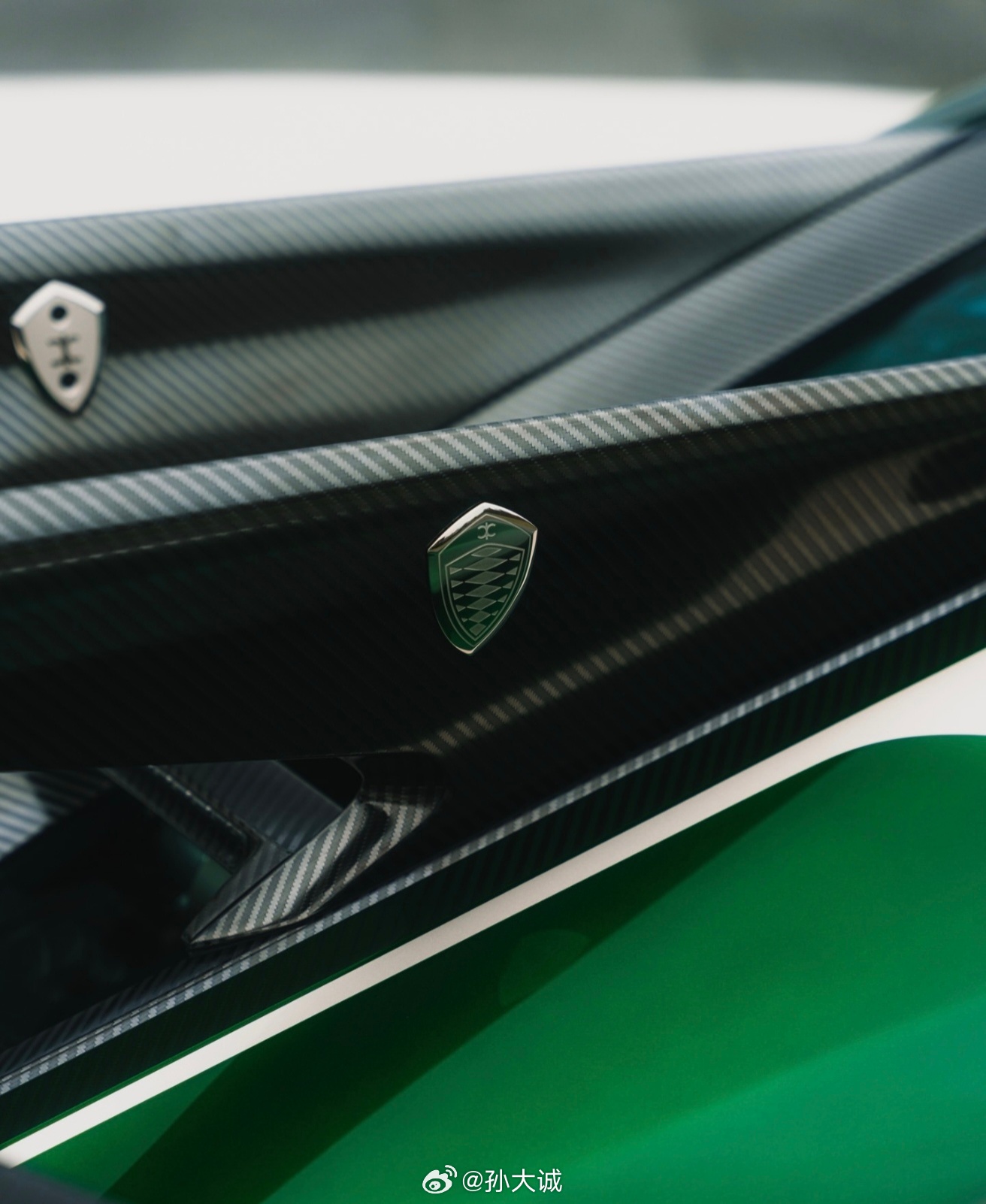 跑车大v聊车 谁不想拥有一辆Jesko Attack呢？更何况是一台采用Manz