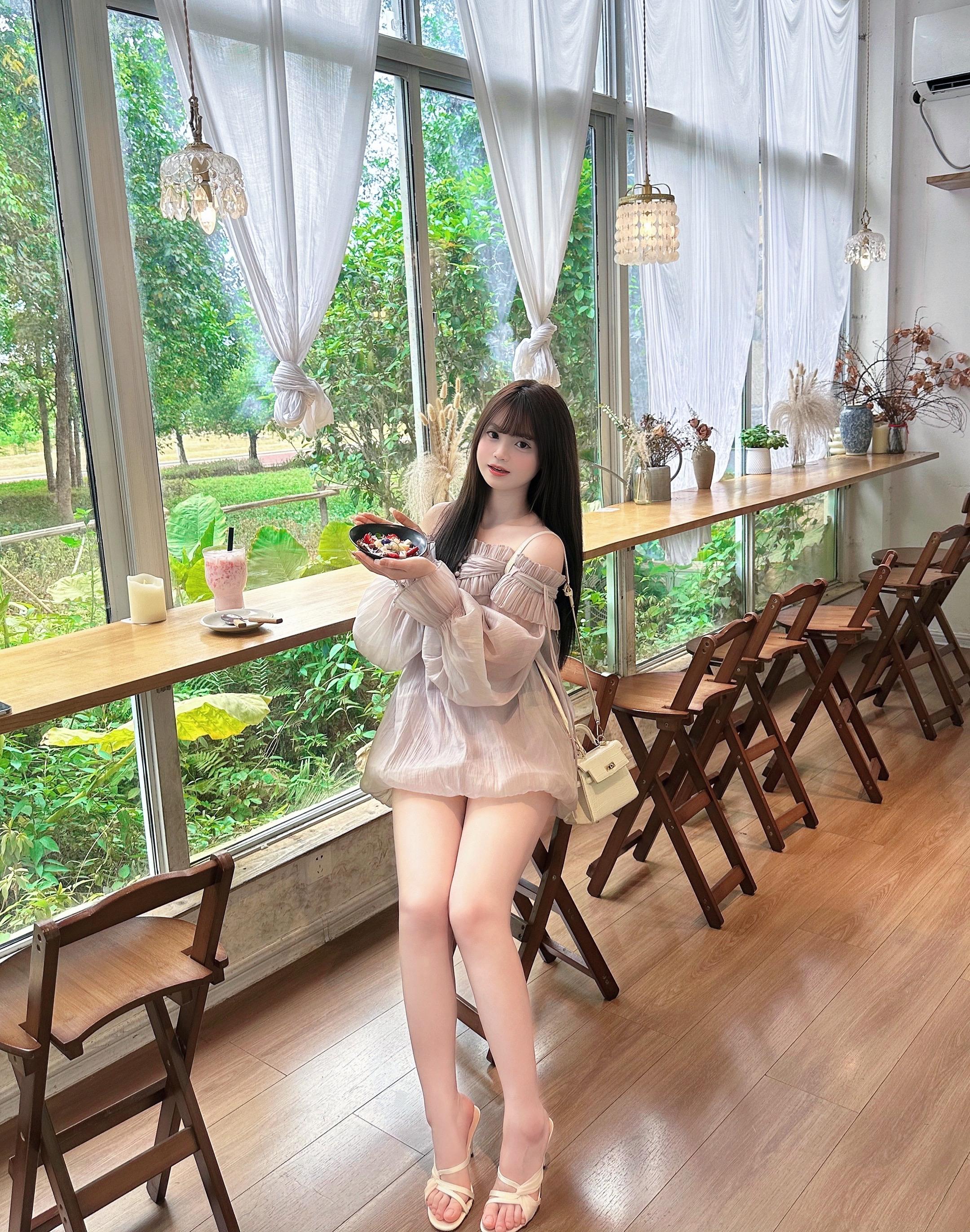 泡在阳光里՞⸝⸝'ᜊ'⸝⸝՞