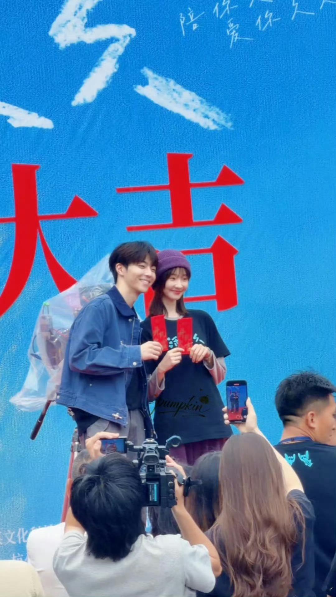 张艺凡陈立农番位两个人都要糊作一团了还搁这打呢忍一忍把实绩🌿出来才是王道呀 