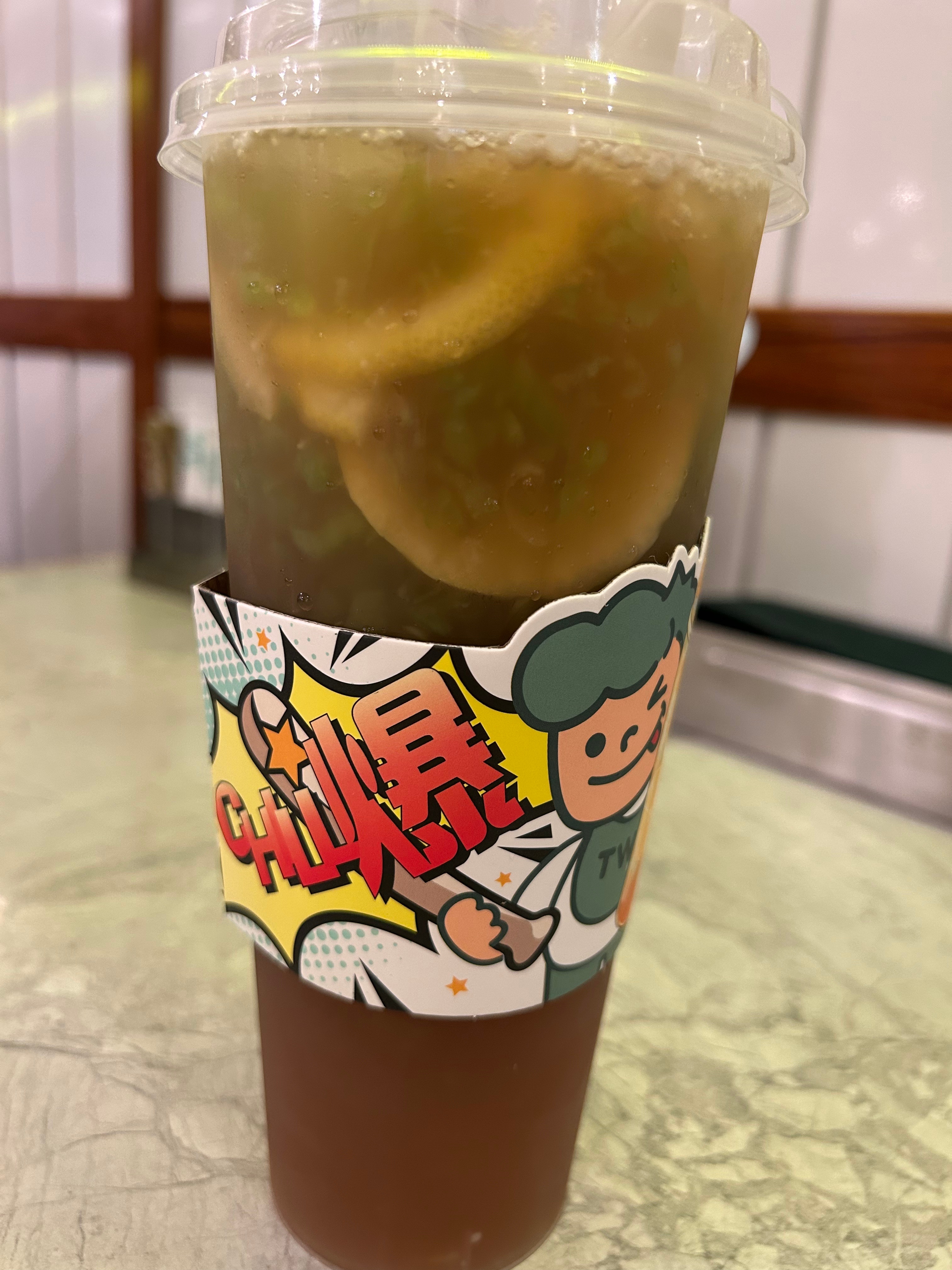 爆打苦瓜柠檬茶，喝的我怀疑人生[黑线][黑线] 