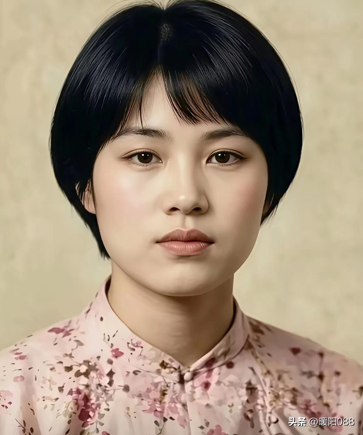 这张用现代技术复原的杨开慧照太棒了。清纯、知性、温婉、坚韧。“我失骄杨君失柳，杨