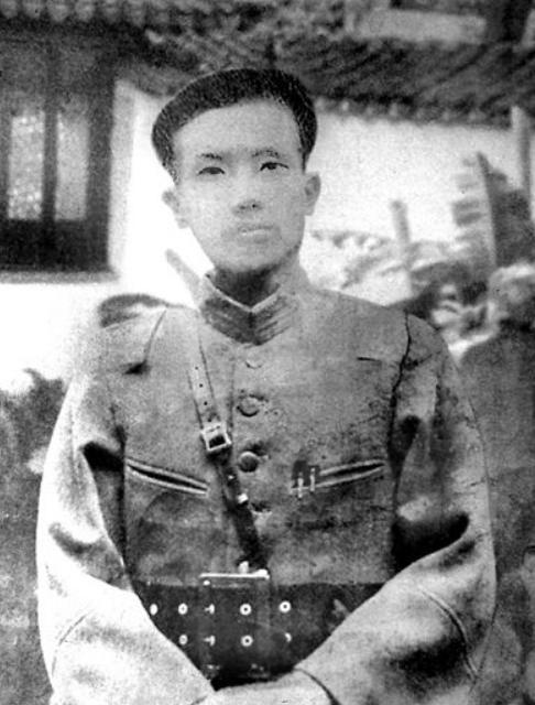 他是红25军首任军长，36岁牺牲，遗憾未能成为36位军事家
“1932年7月，敌