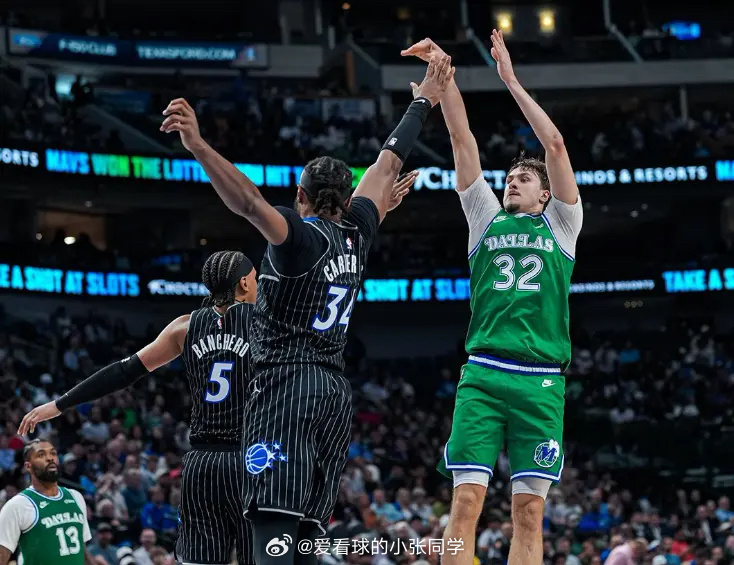 弗拉格51+6+6三分创历史最年轻！魔术横扫独行侠 基德被驱逐北京时间4月4日，