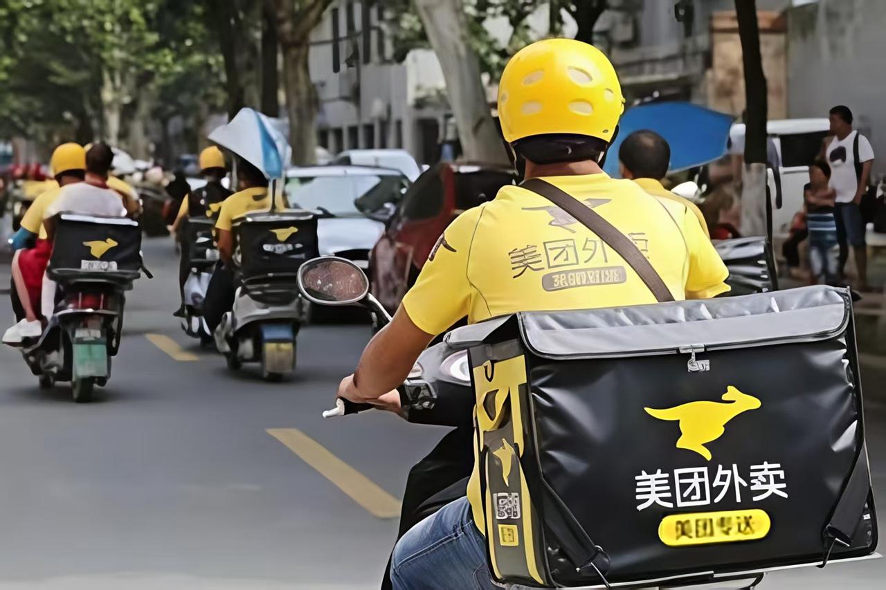 刷到一条新闻，挺有意思的。江苏徐州一个叫马陵山的小镇，全镇26岁的外卖小哥张瑜，