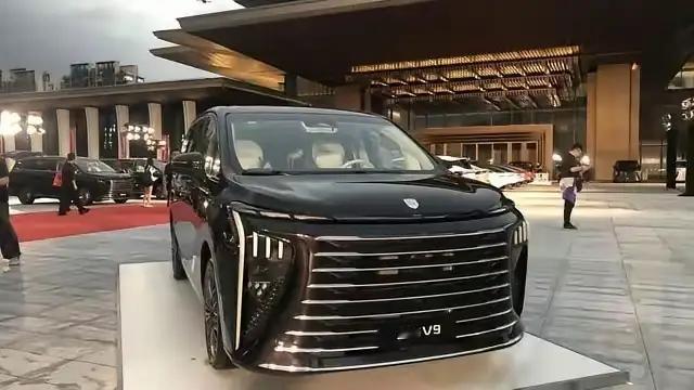 专家预测，未来10年各大车企存活率:
1，比亚迪:100%的存活
2，奇瑞汽车: