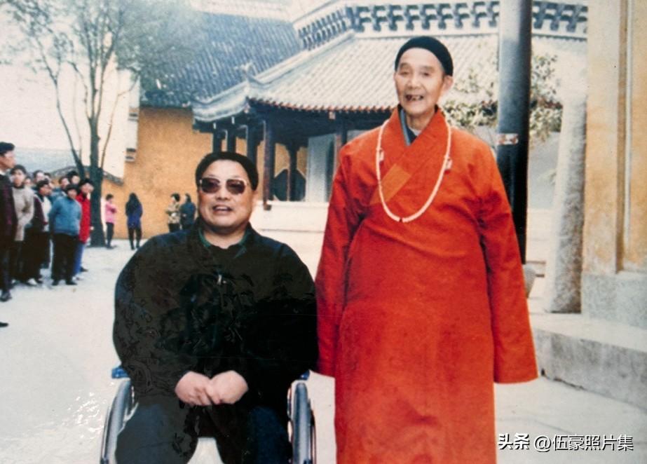 1977年8月，徐向前元帅出席中国共产党第十一次全国代表大会，这是他政治生涯中的