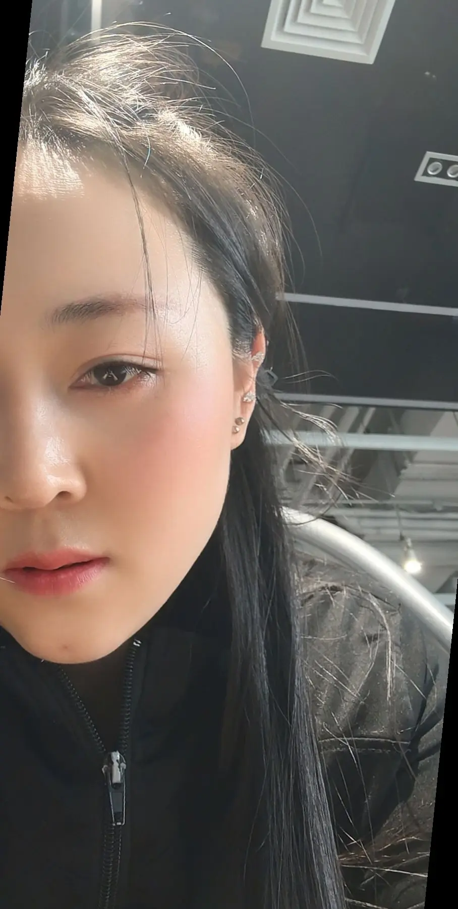 我知道用心 爱过的人怎能说放就放，只是当我无数次编辑信息想发又删的时候...