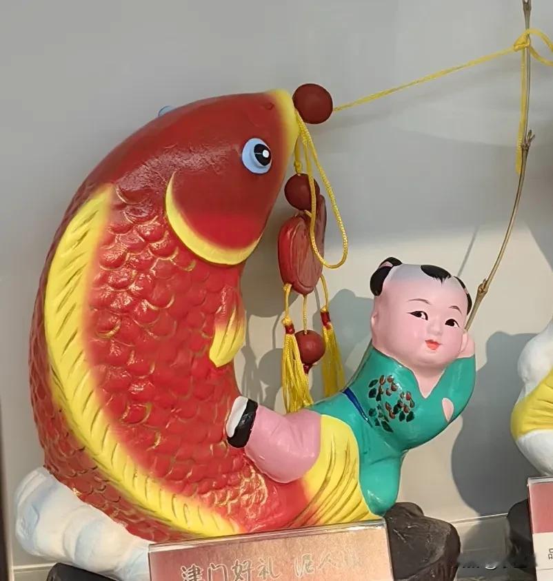 【“泥人张”彩塑是国家级非物质文化遗产的天津民间绝活儿】
“泥人张”彩塑是天津独