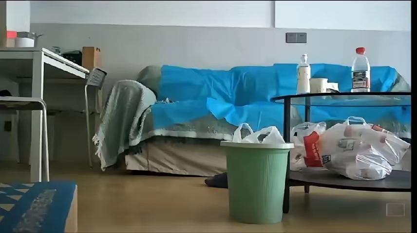 女医生这波操作，算是把自己逼进了三条难走的死胡同！跟老公解释吧，再怎么说都像辩解