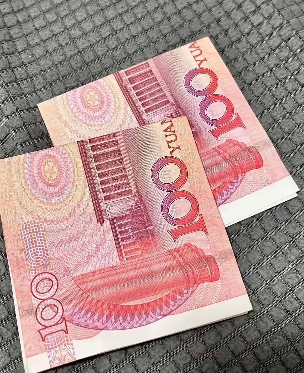 5万块钱多吗？
我觉得挺多的。
因为对于我来说，
5万块钱直接够我们一家一年多的