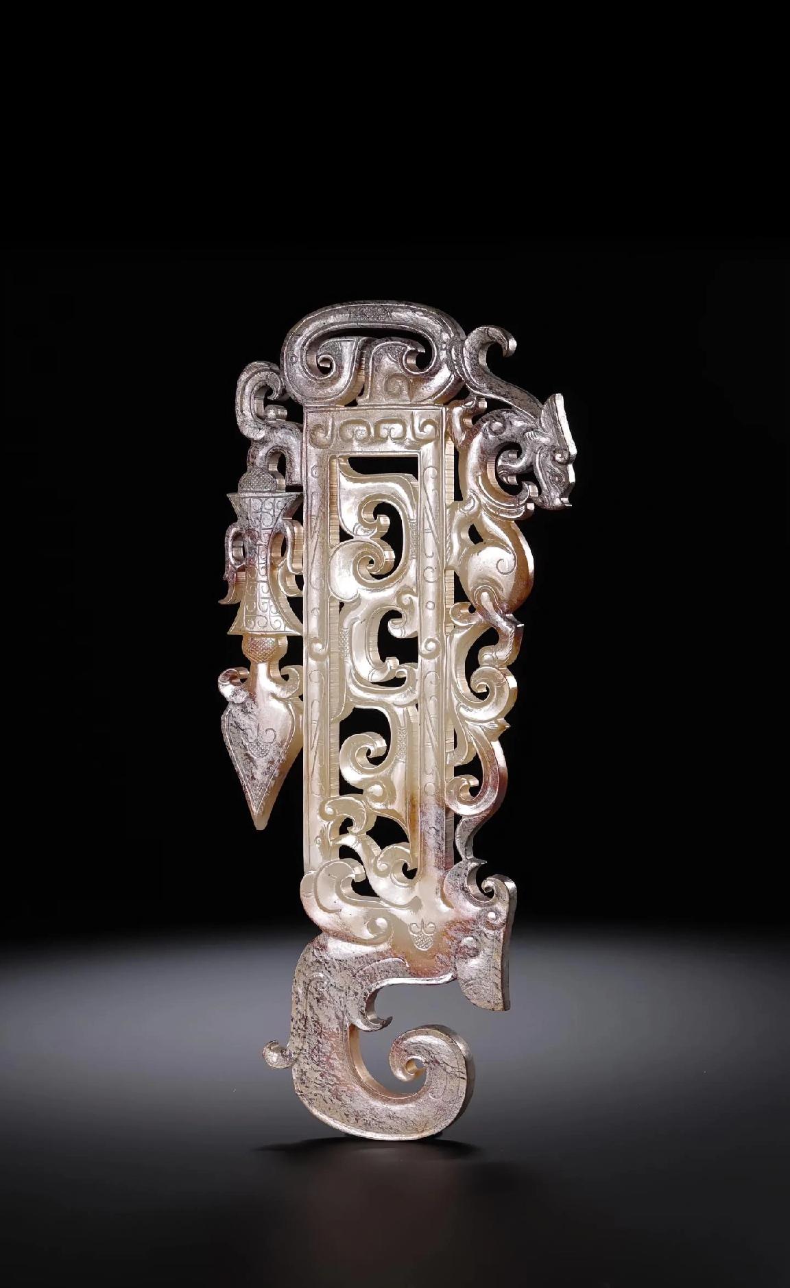 我家翻出个怪玩意儿，有人认识吗？
家人们谁懂啊！收拾东西翻出个老物件，长得怪模怪