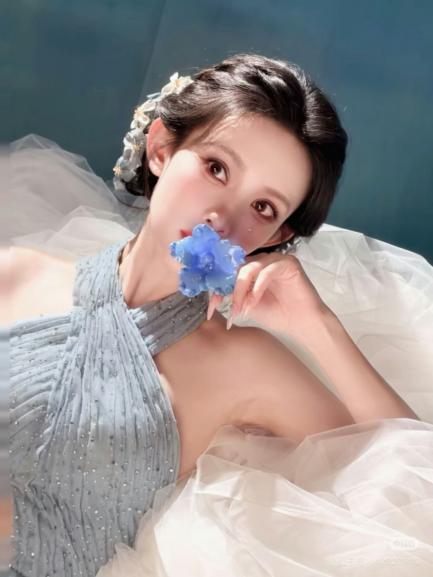 孟子义唱樱花草给我干哪年来了是谁的DNA动了！孟子义一开口直接秒回非主流时代！蓝