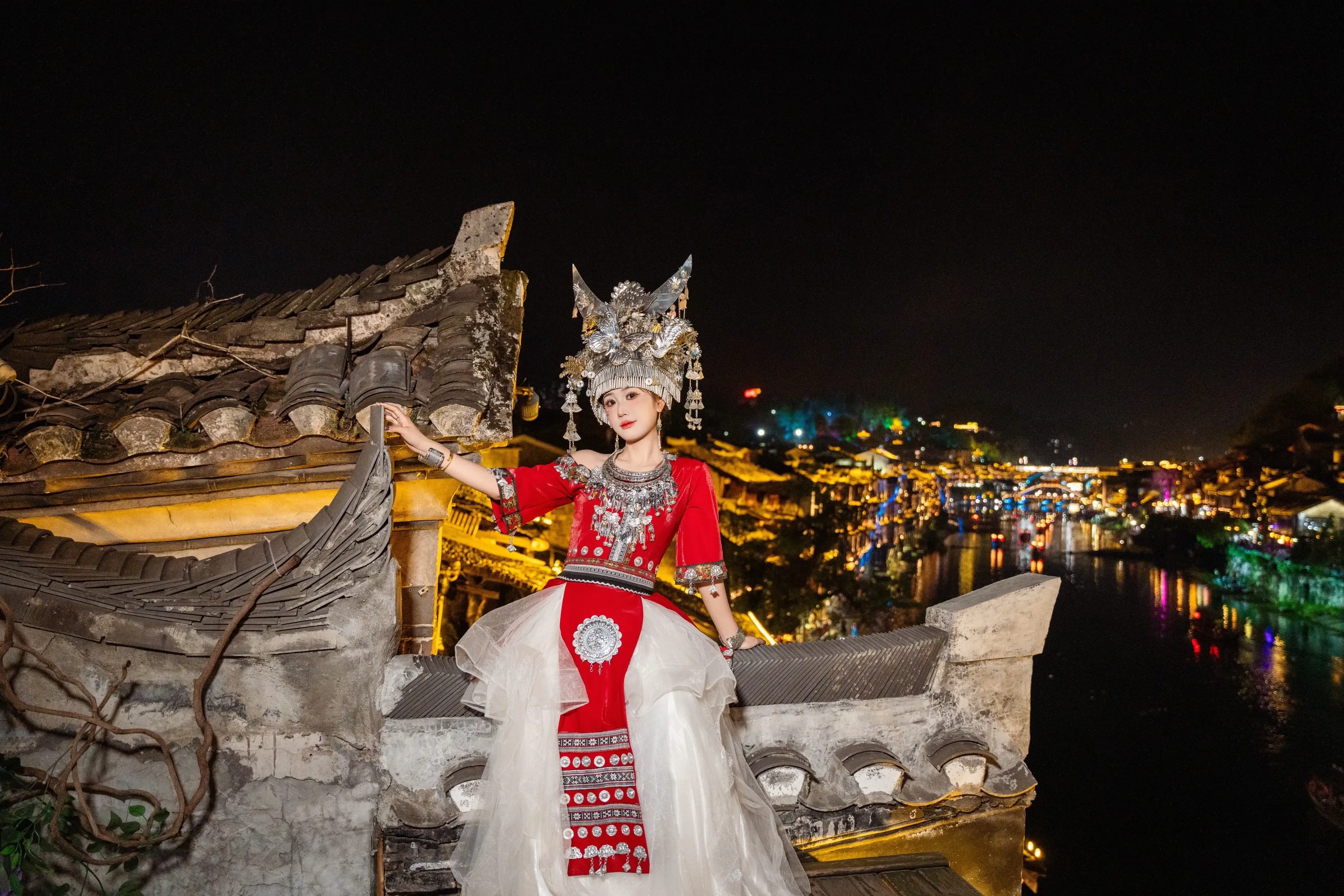 穿一次苗族服饰，体验一次苗族风情，当一回苗族阿妹旅拍