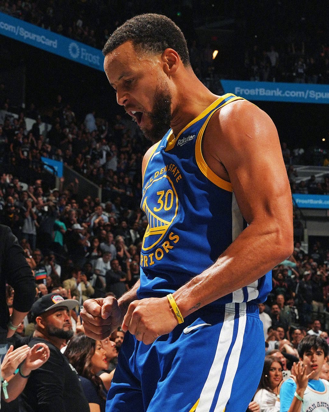 “微笑刺客”以赛亚-托马斯：从来没有哪一晚，库里穿上球衣，球迷们没有物超所值的感