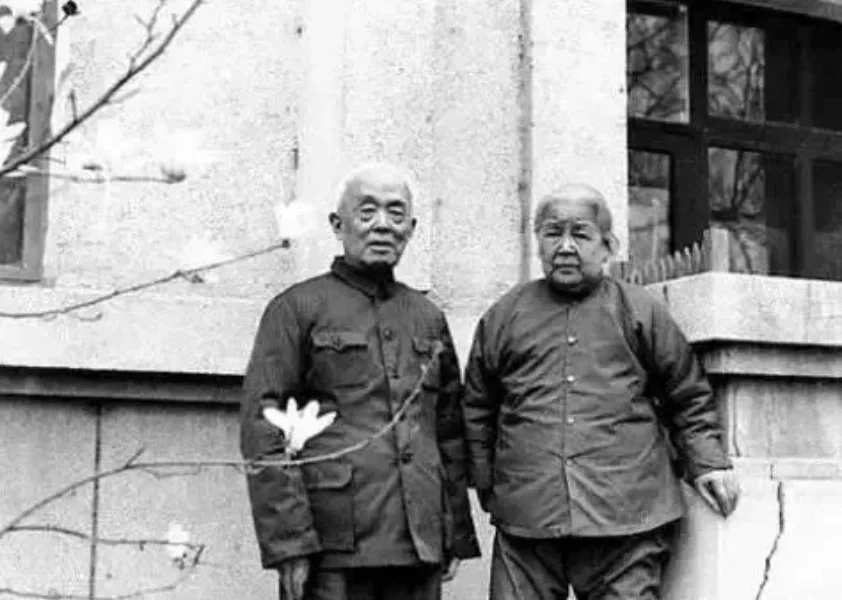 儿子谈季羡林：对母亲没感情，与母亲分居到死，母亲去世，丧葬费只出一半。...