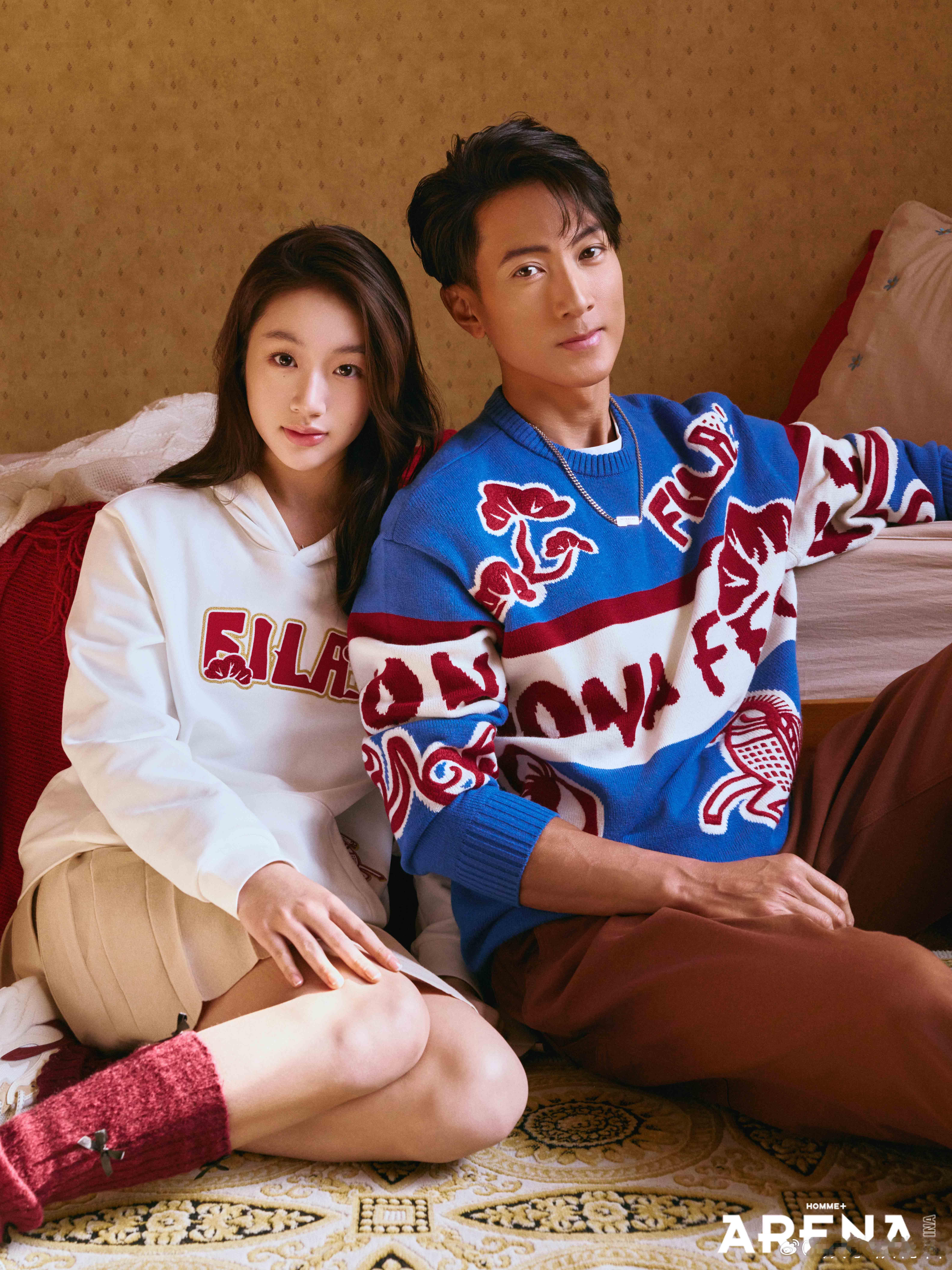 neinei15岁状态吴尊NEINEI新年封面 被这对父女的新年封面狠狠惊艳到！