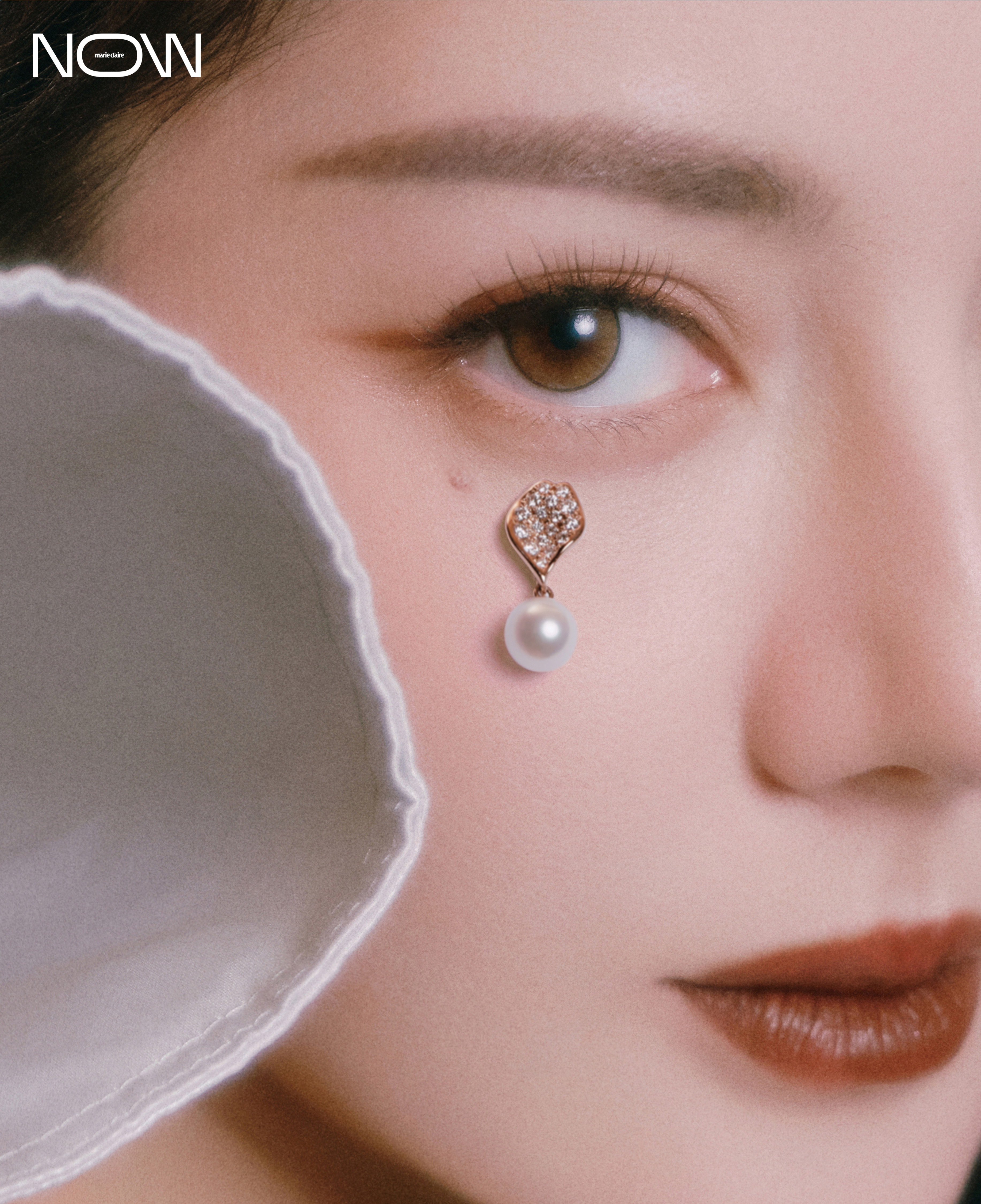 迪丽热巴 x MarieClaireNOW春季刊封面释出！佩戴Mikimoto珍