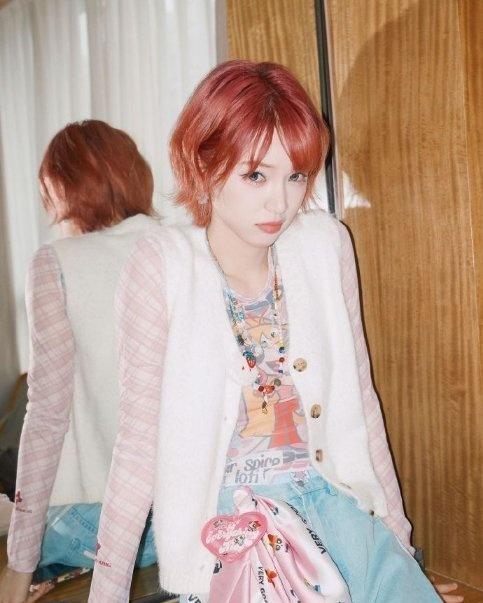 《黄灿灿为防恶意剪辑每天换发型》黄灿灿为防恶剪每天换发型黄灿灿也太真实了，每天换