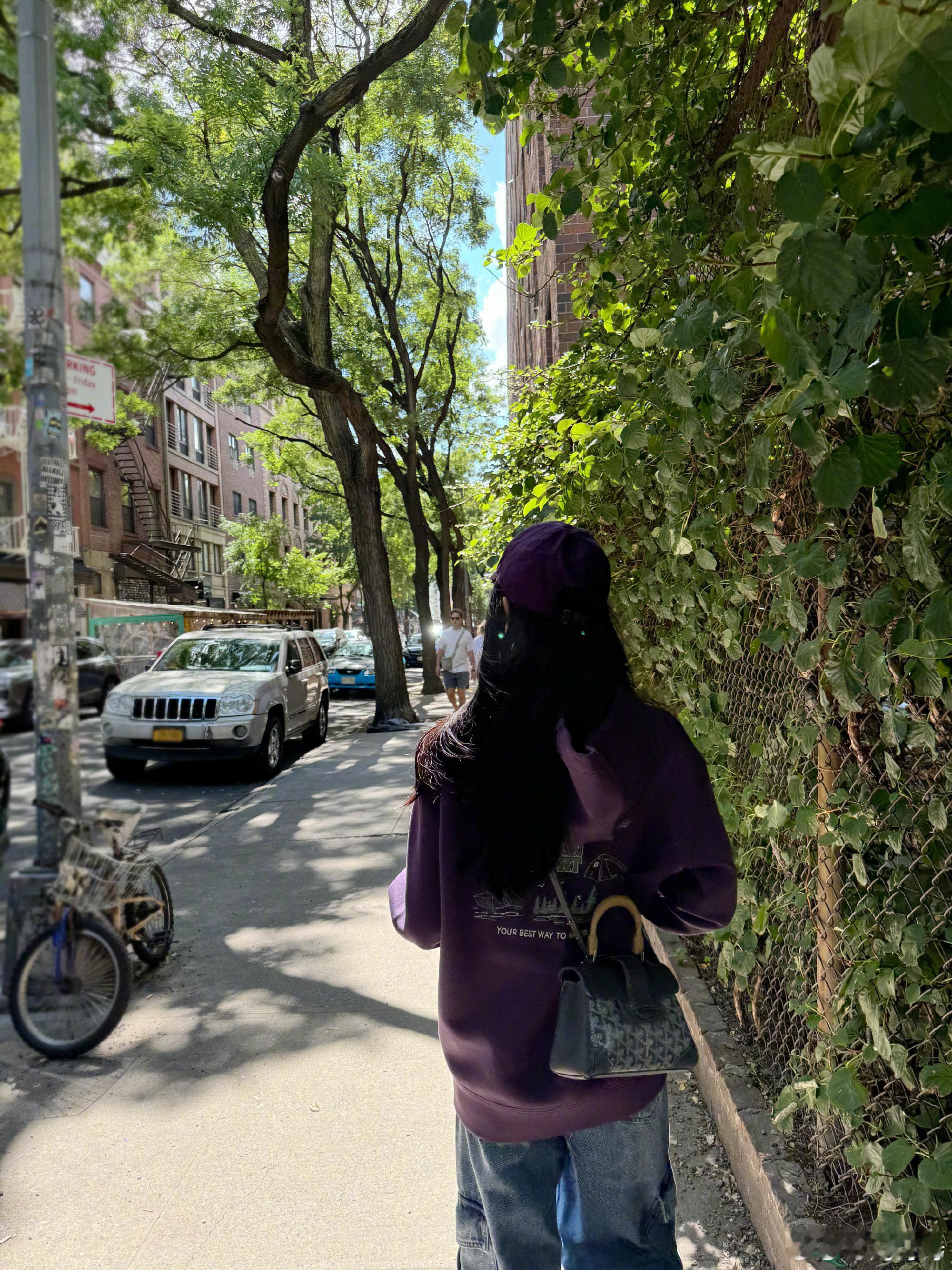 刘诗诗这个紫色好纯！好好看的紫啊！为什么我的紫和你的紫不一样！ ​​​