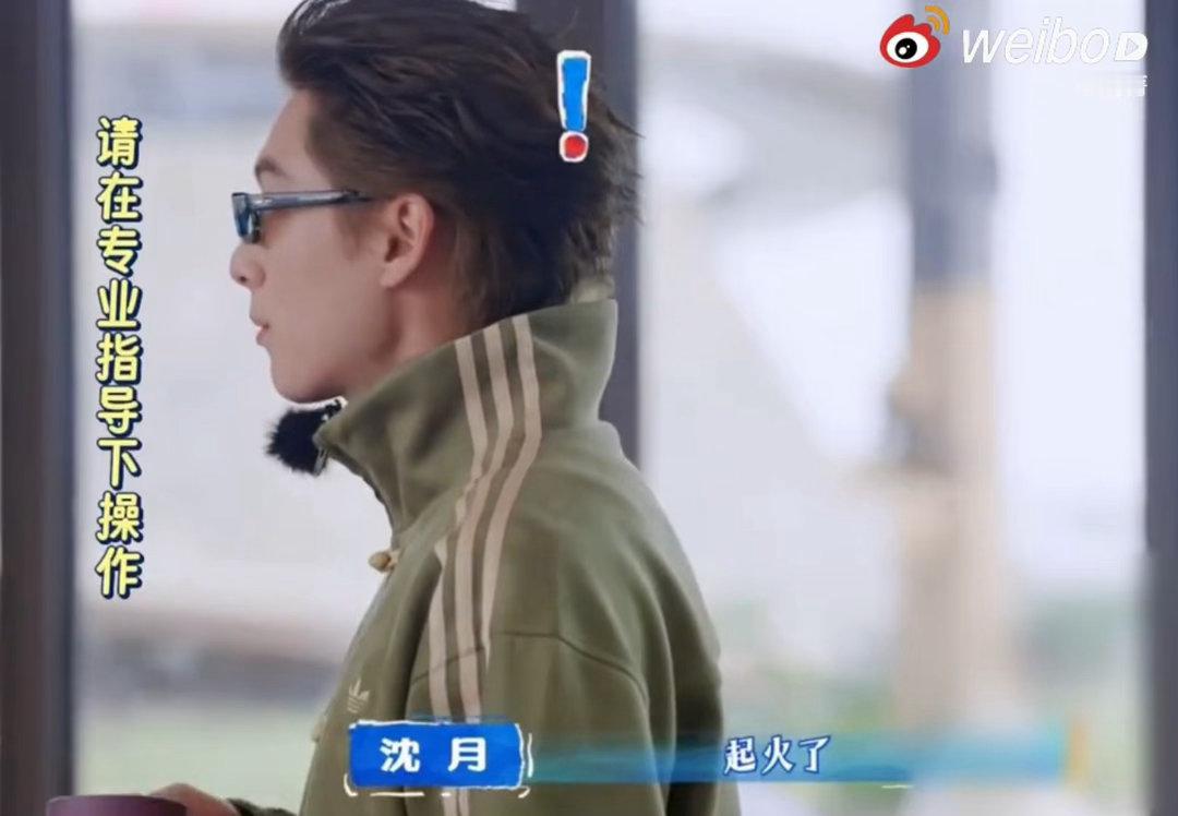 王鹤棣教科书式解决问题 从断电到灭火，王鹤棣全程没说一句废话。事情处理完了才回头