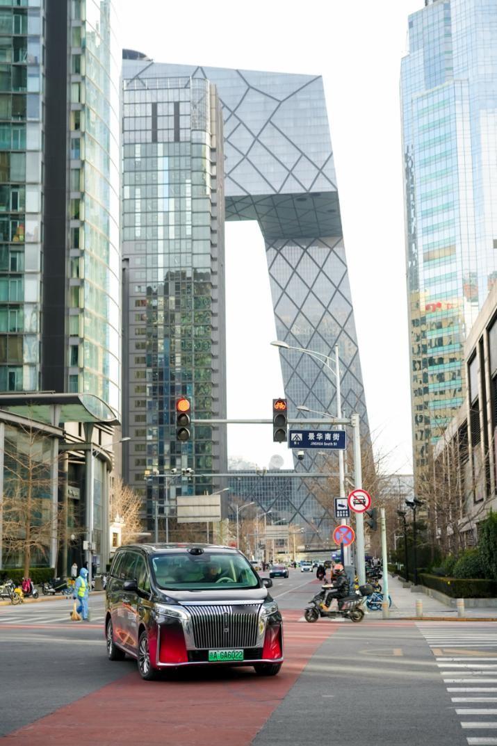 作为“央视新闻2026年春晚新媒体指定用车”，魏牌高山再一次迎来了属于自己的高光