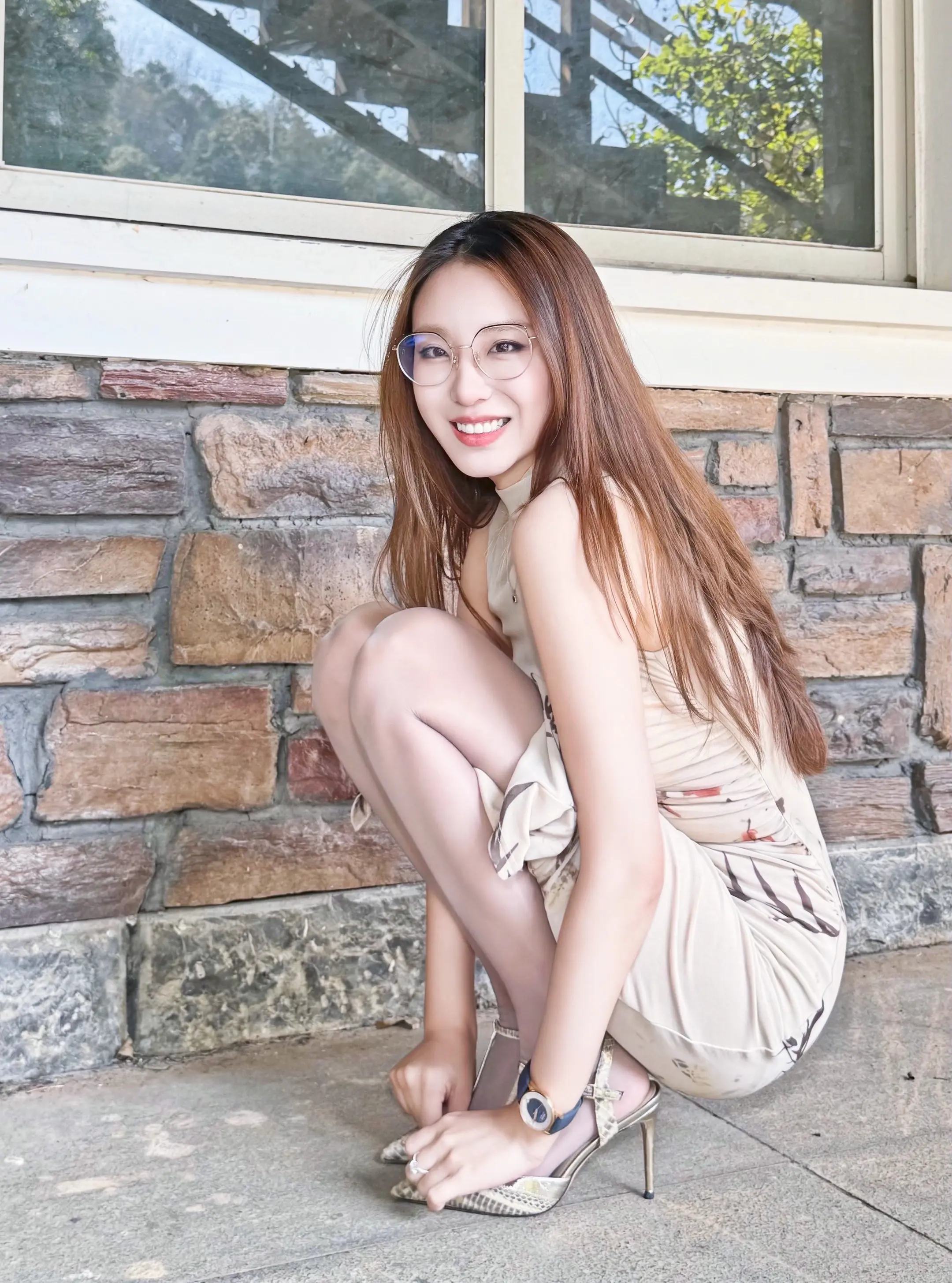 早知相爱是寻常 何必执着到天亮。