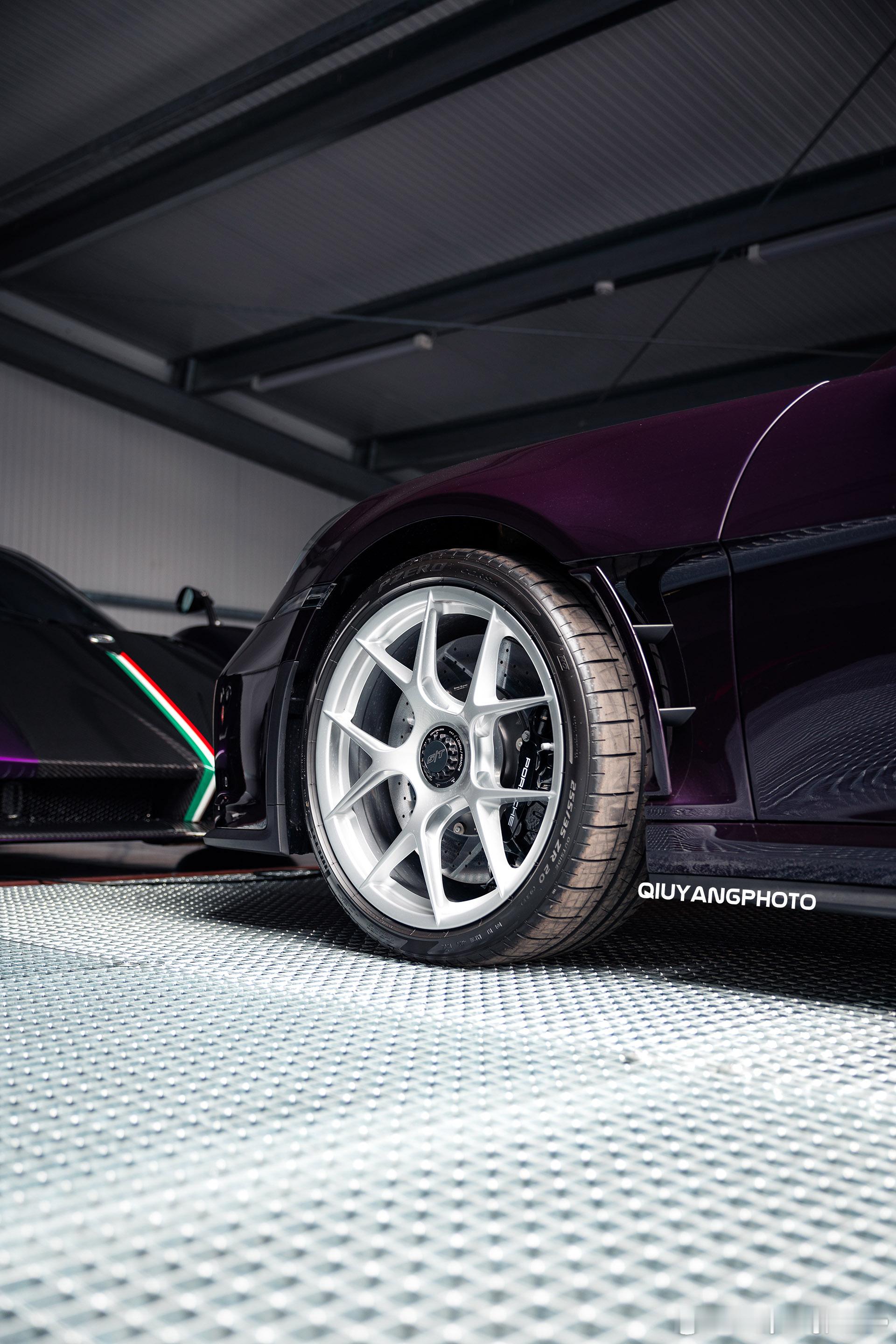 Porsche 992 S/T cars01豪车拍全民拍车 美丽的紫色💜配上银