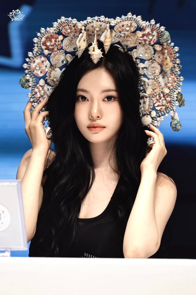 ‪260704 WM‬ 🐚