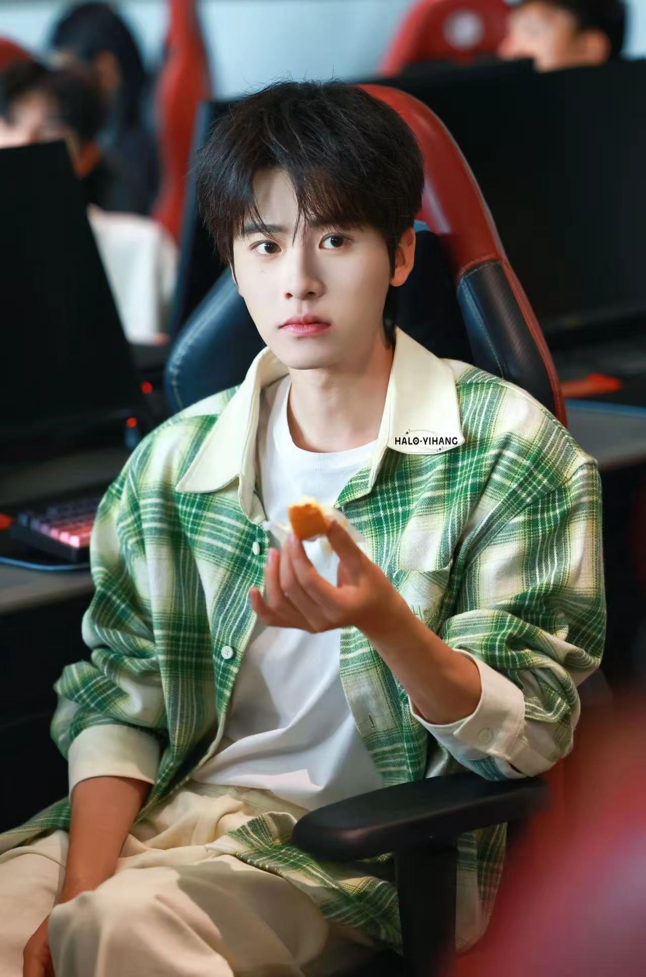 260720这个学长可爱的有点犯规了！【Only For @一航❤️ 】所有图片