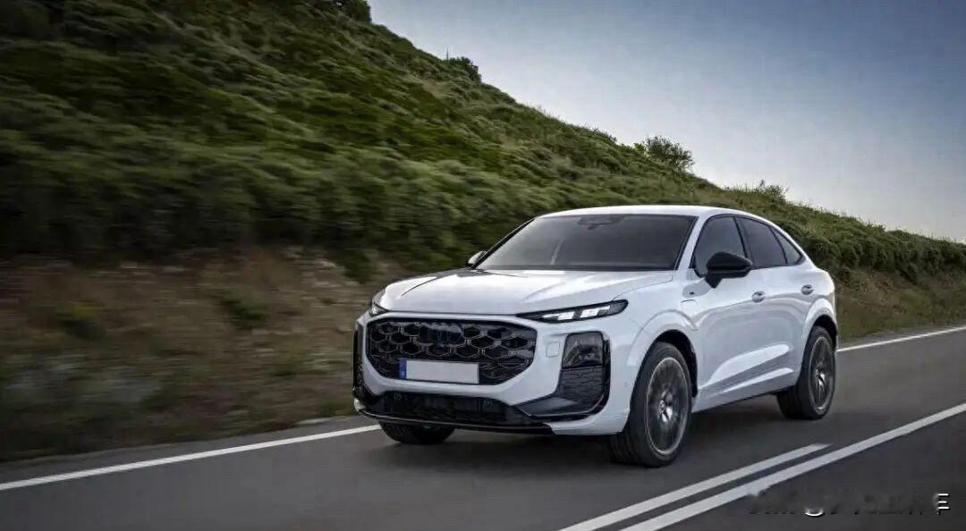 车尾设计一般……新奥迪Q3 Sportback官图