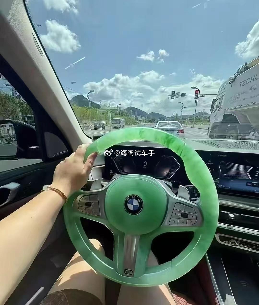 宝马的销售离职的不少~~~自主品牌的销售离职也不少~~~汽车销售的职场生涯可能越