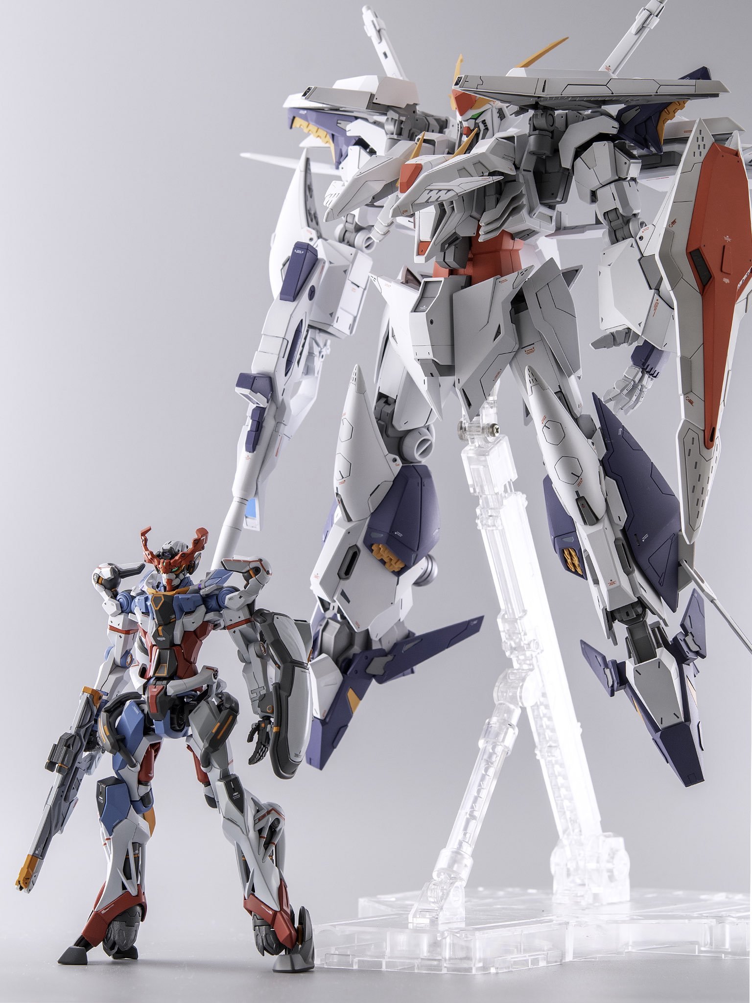 同样1/144的HG，柯西和GQuuuuuuX的大小对比高达模型