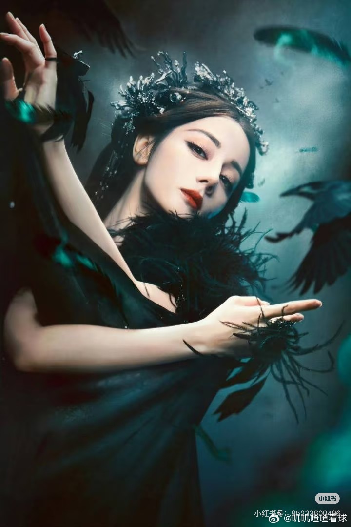 白日提灯热度《白日提灯》开播预约直接破471万！飙升榜第一！热度也太恐怖了吧！从