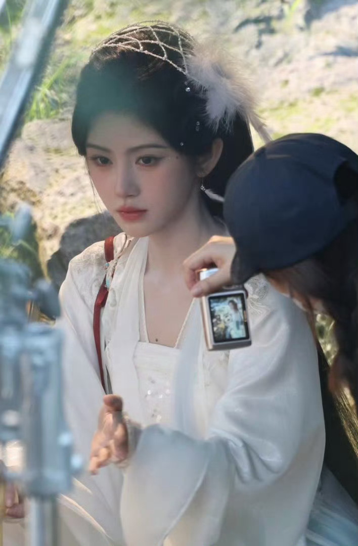 咋这么美捏 