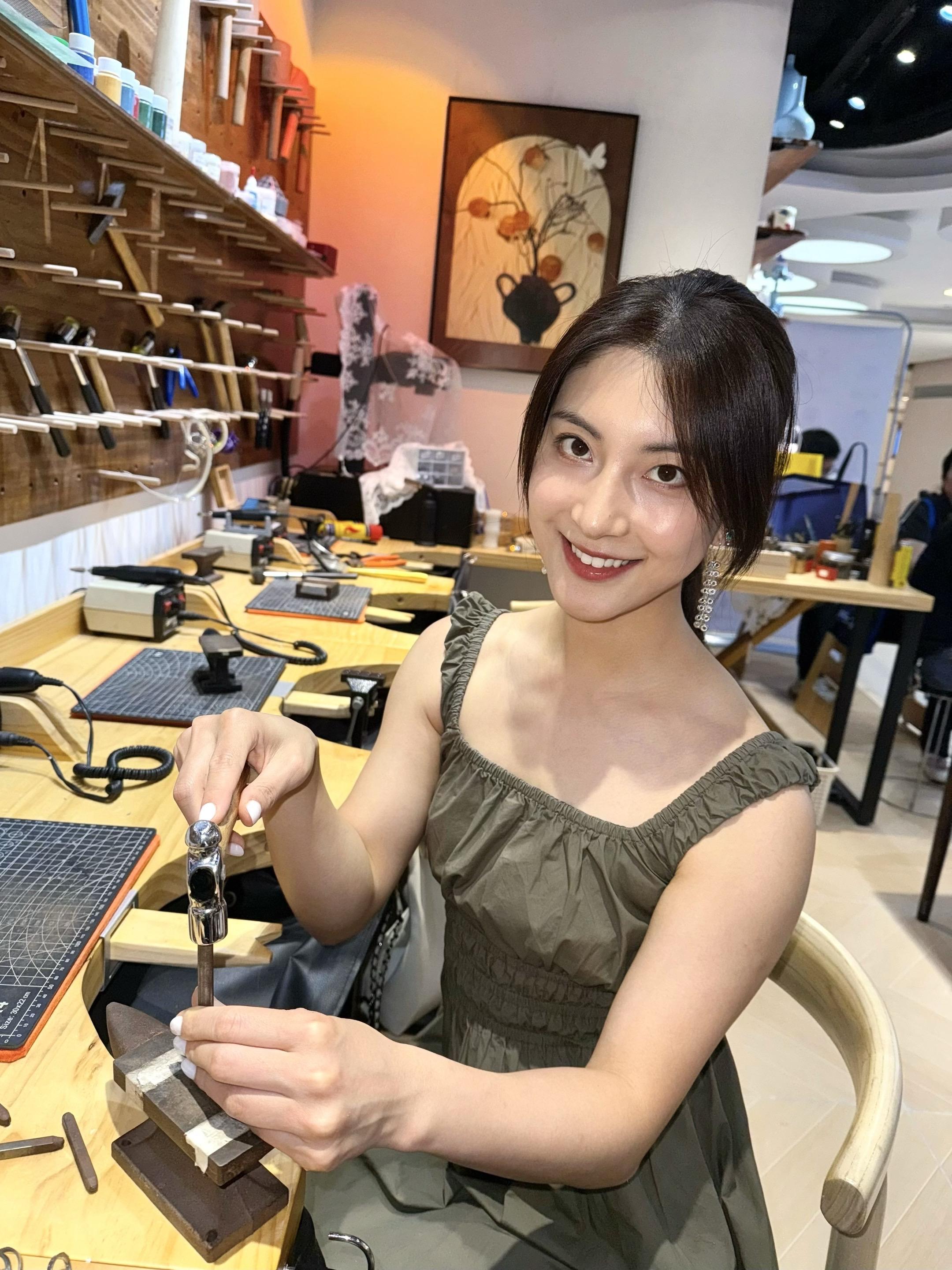 打了戒指diy了香水 好好玩！ diy
