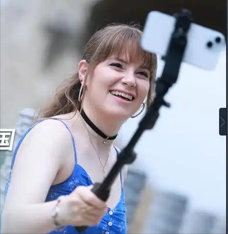 波士顿女教师中国行后，发帖引爆全网，美网友陷集体尴尬。其实谁能想到，一句“不来一