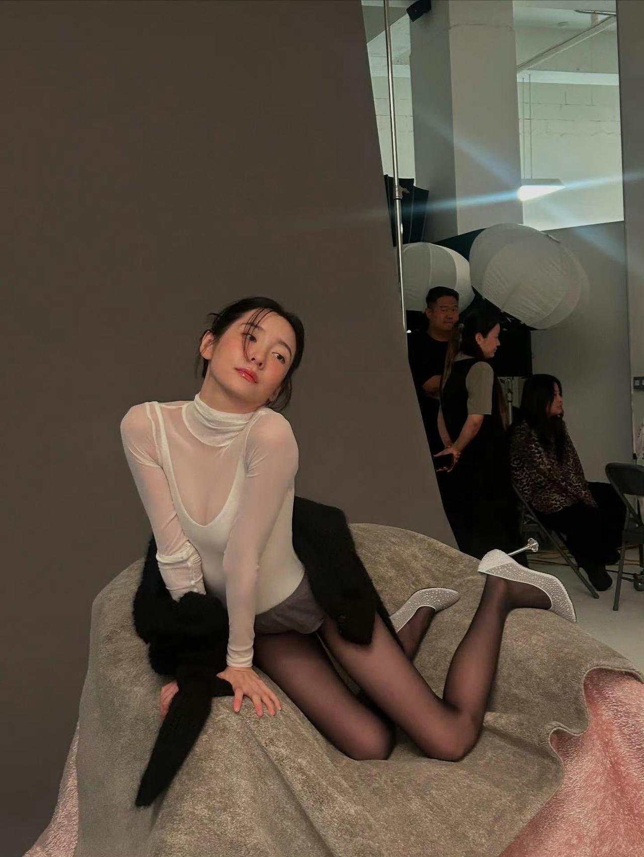 “大嫂”朴智炫
朴智炫是韩国女演员，以大气端庄的外形和扎实的演技著称，近年来凭借