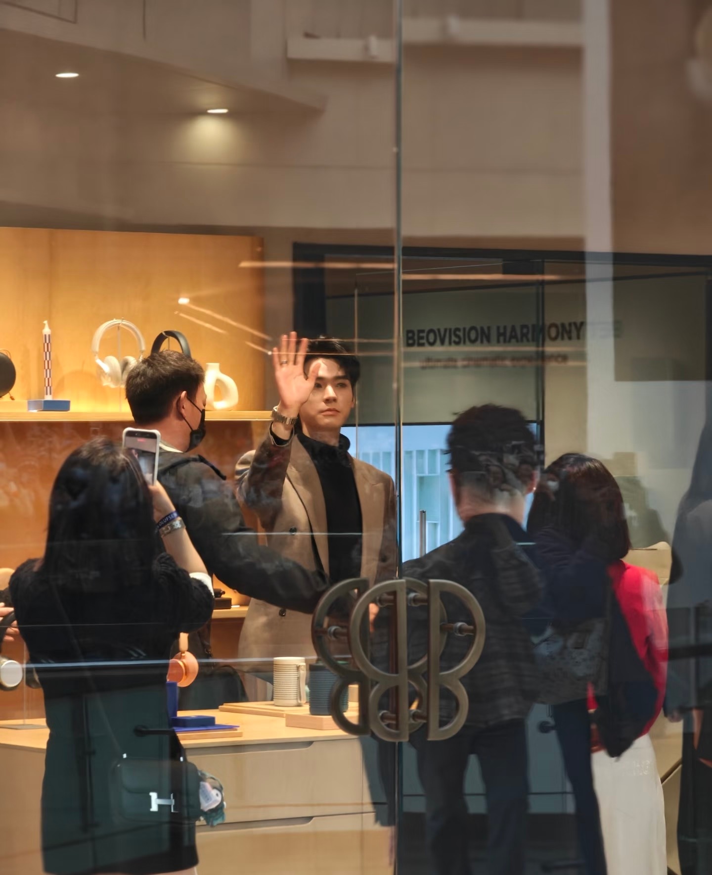 龚俊今天线下活动状态真好龚俊深圳活动状态