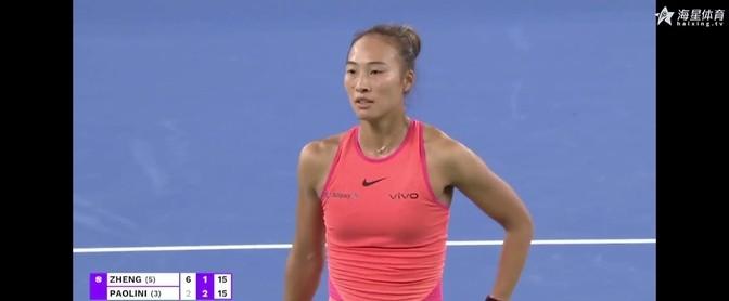 WTA1000武汉网球公开赛最后一场四分之一决赛，咱们的网球一姐郑钦文迎战保利尼